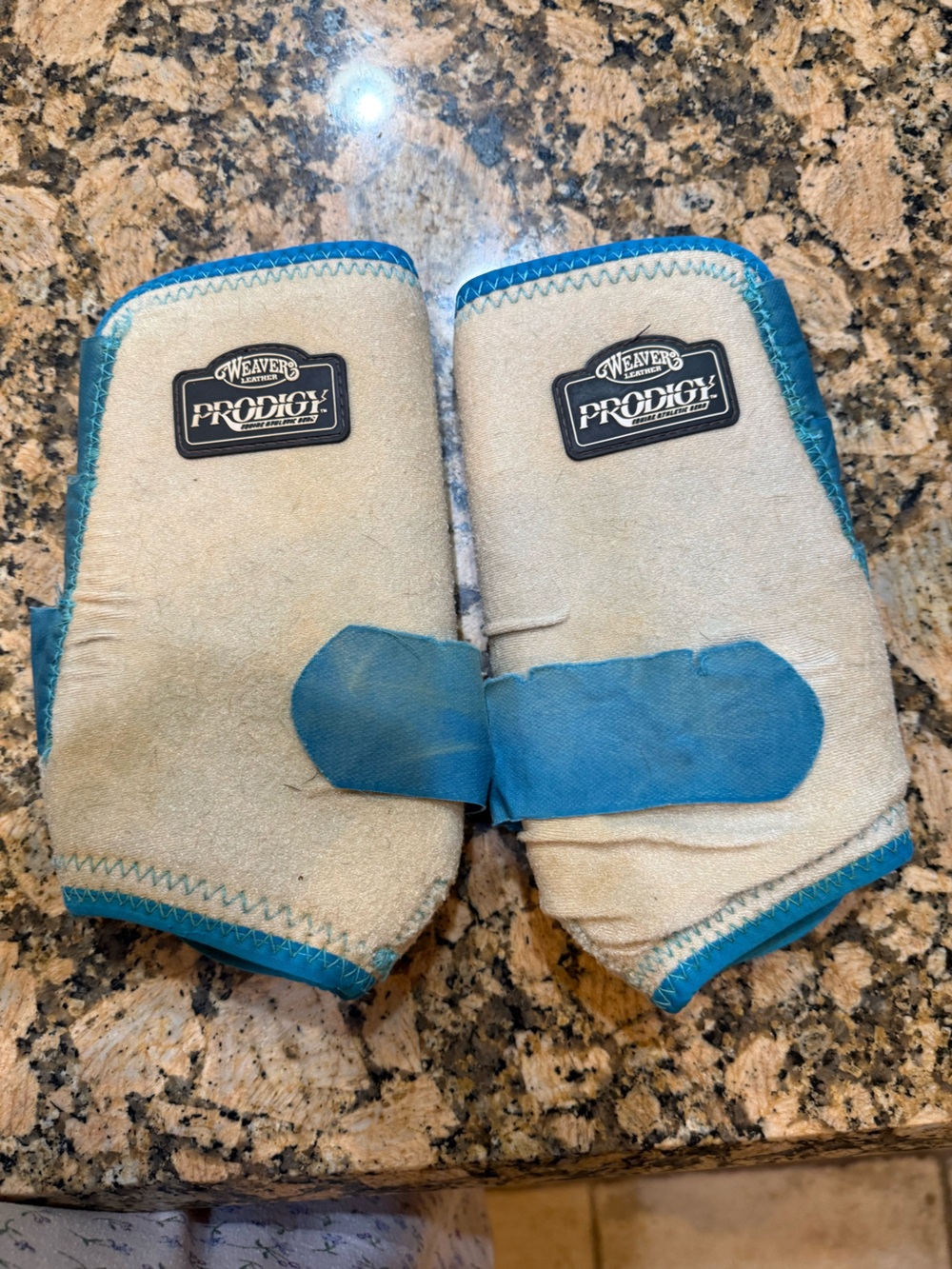 Weaver Prodigy Equestrian Horse splint wraps neoprene / Velcro Read disclosure!